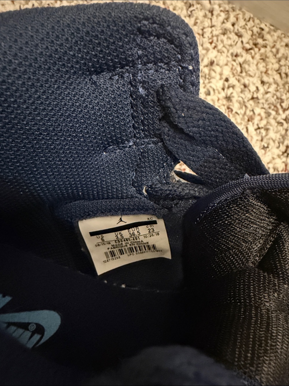 Nike Women's Air Jordan 1 Retro High OG 'Blue Chill' - Picture 6 of 13